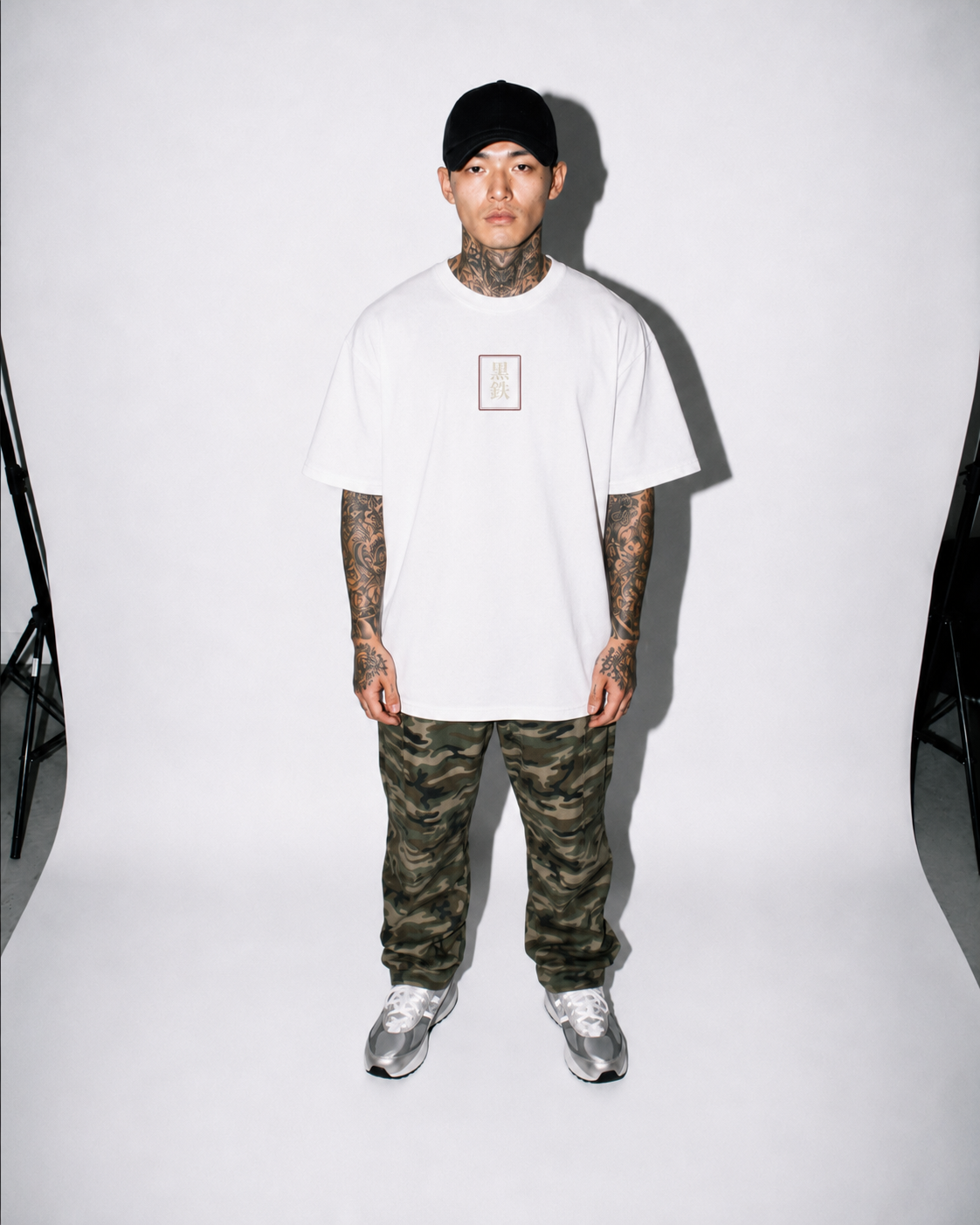 Silent Prowl Japanese tiger oversized T-shirt by KUROGANE