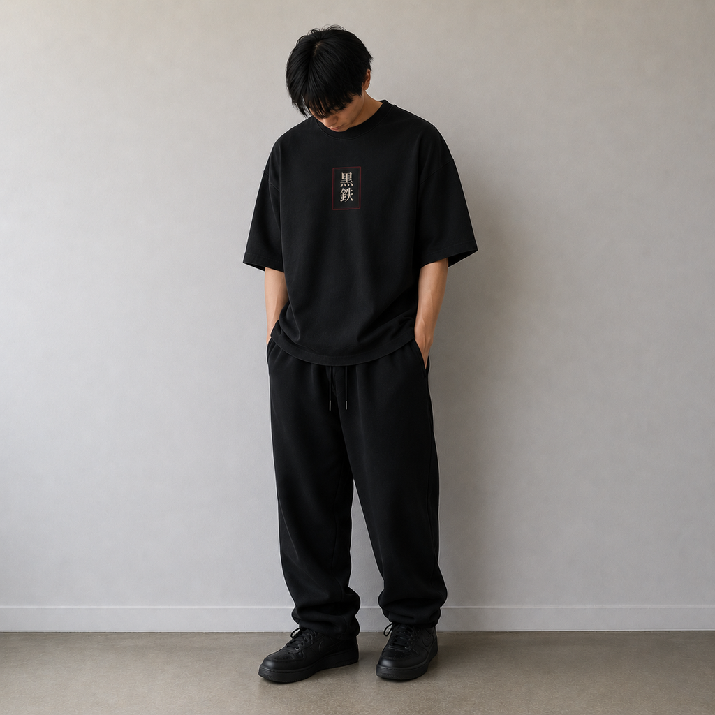 VICTORIOUS KUROGANE t-shirt styled in dark streetwear setting